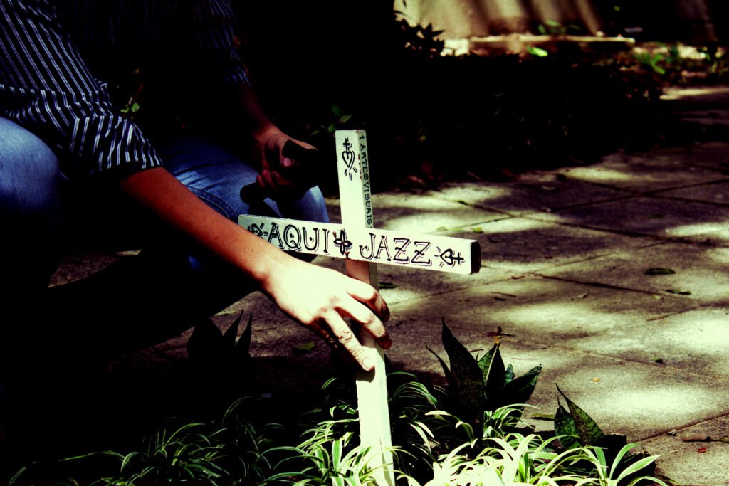 pregando flores e'm jazz.