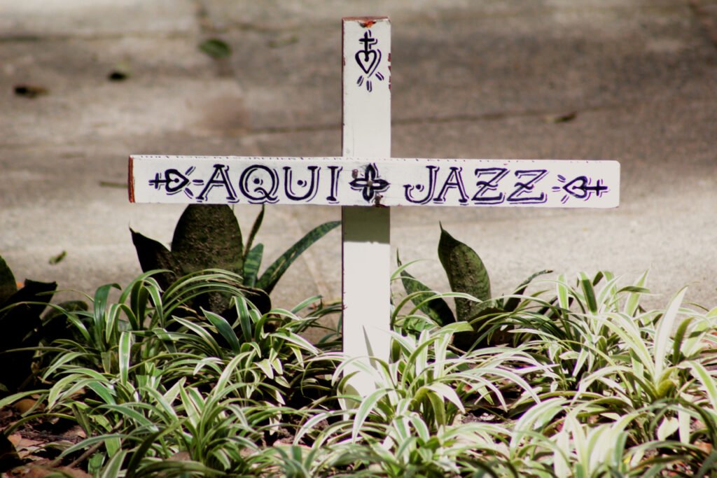 pregando flores e'm jazz.